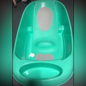 A Baby Bath for newborn